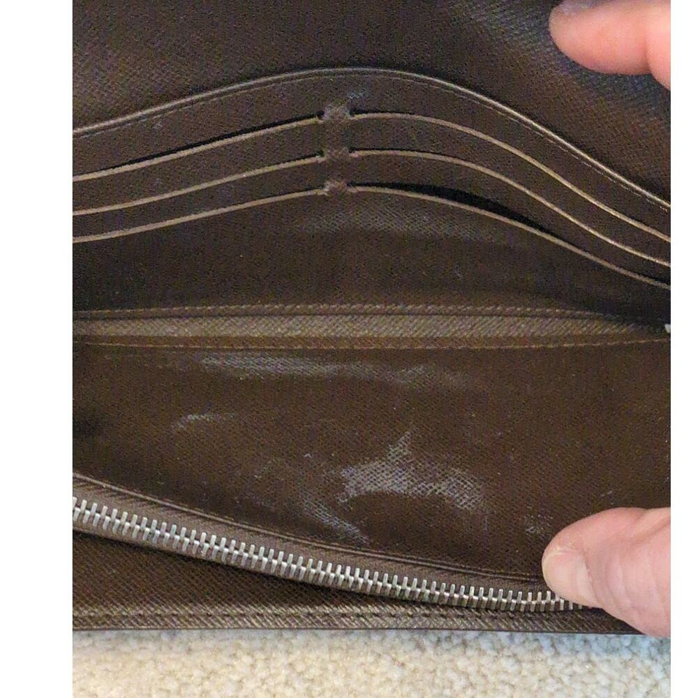 Louis Vuitton Sarah Long Wallet in Damier Ebene - Picture 6 of 13